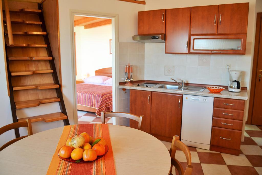 Apartments Green Village Premantura Room photo